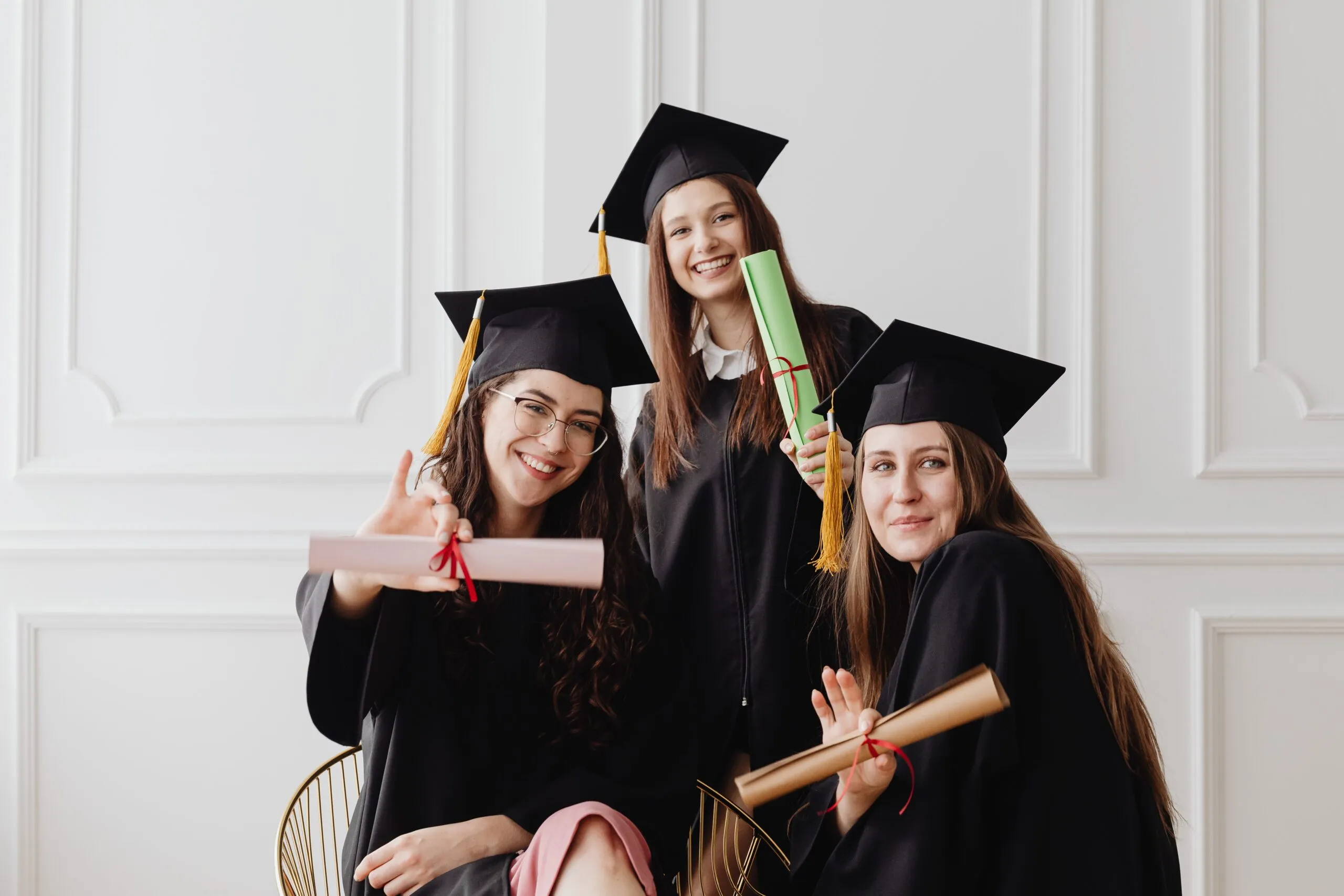 Top 10 Best Scholarships for Congolese Students (DRC)