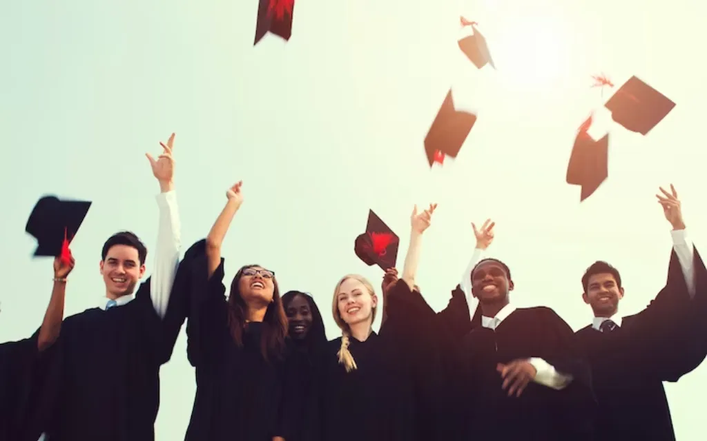 Top 10 Best Scholarships for Cuban Students