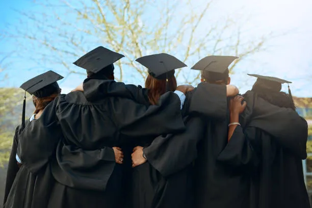 Top 10 Best Scholarships for Angolan Students