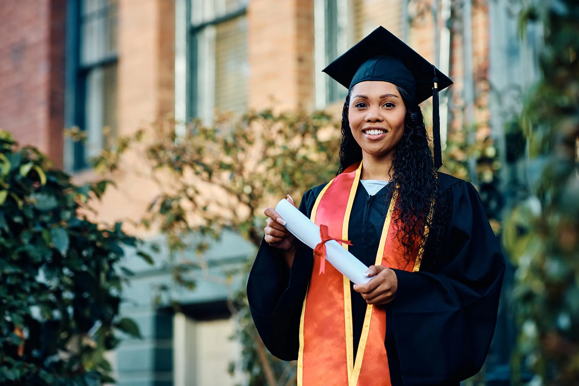 Top 10 Best Scholarships for Dominican Students (Dominica)