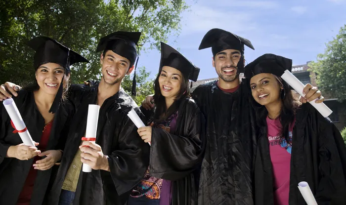 Top 10 Best Scholarships for Belgian Students